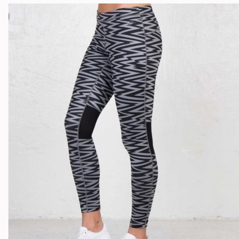 Nike athletic leggings size XS